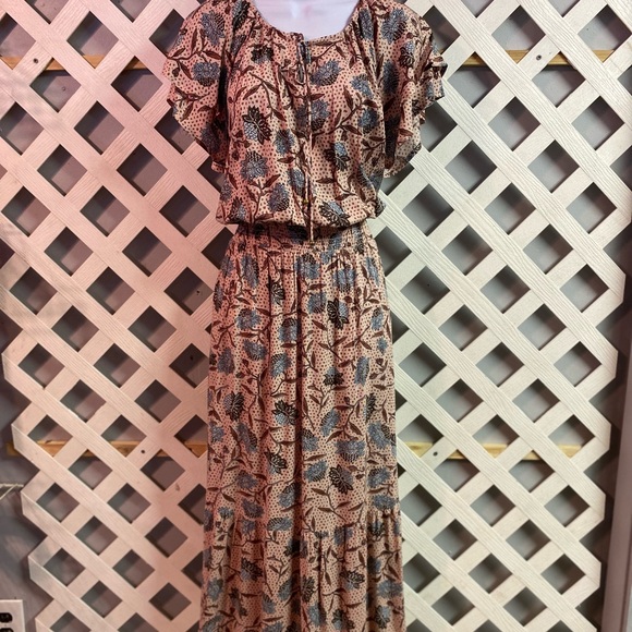 Destination 365 Printed Short Sleeve Smocked Midi Dress Sepia Rose Floral - Picture 2 of 6